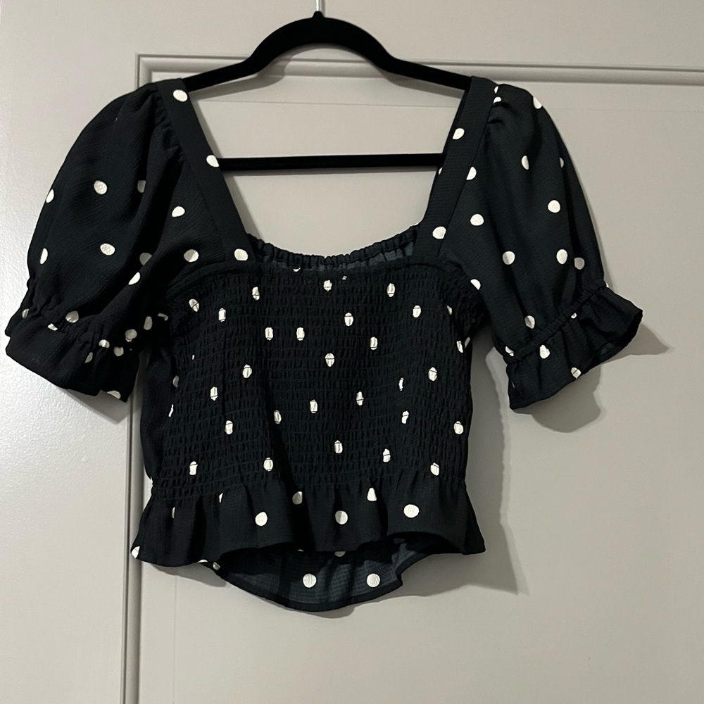 H&M women small polka dot blouse.